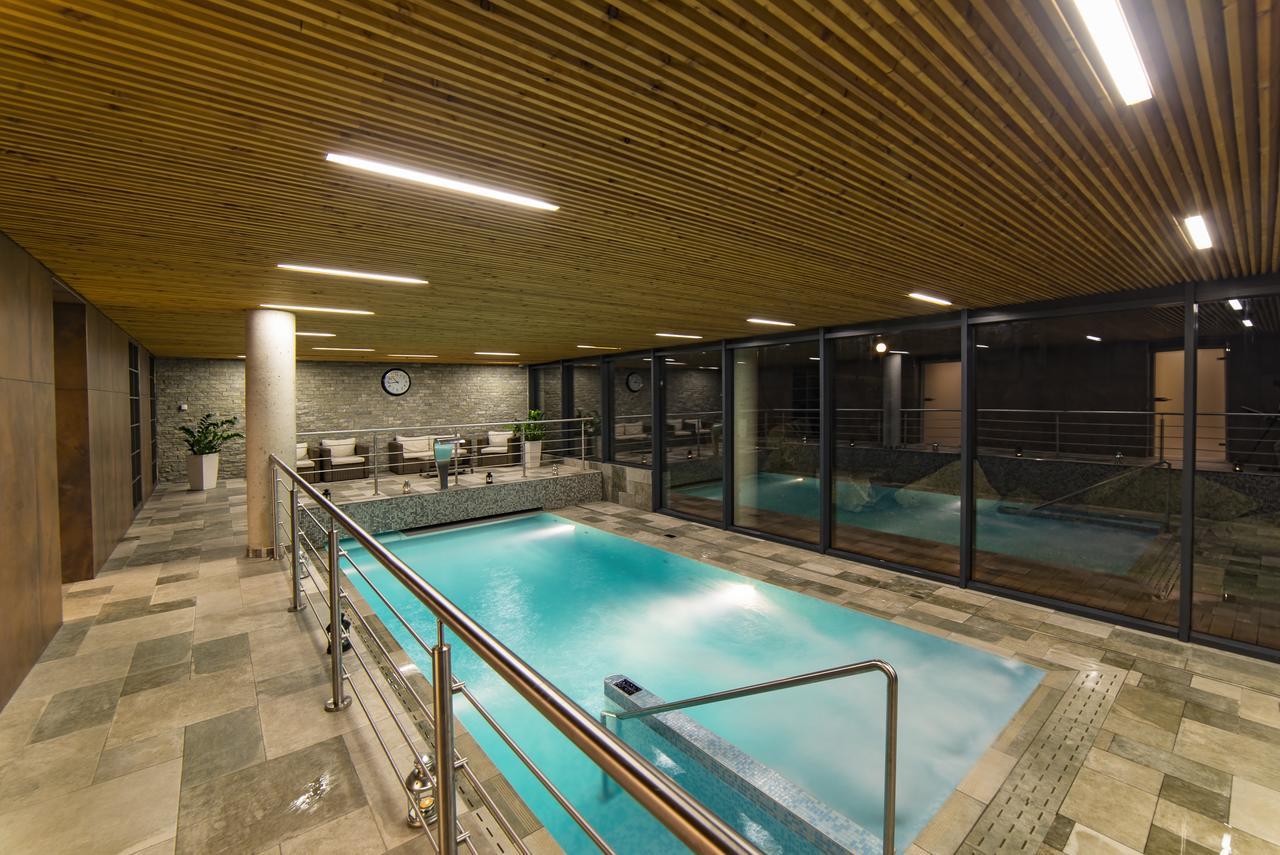 Wellness & Spa Hotel Villa Regenhart Есеник Экстерьер фото